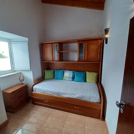 Villa O Refugio Dos Pais Bordeira  Esterno foto